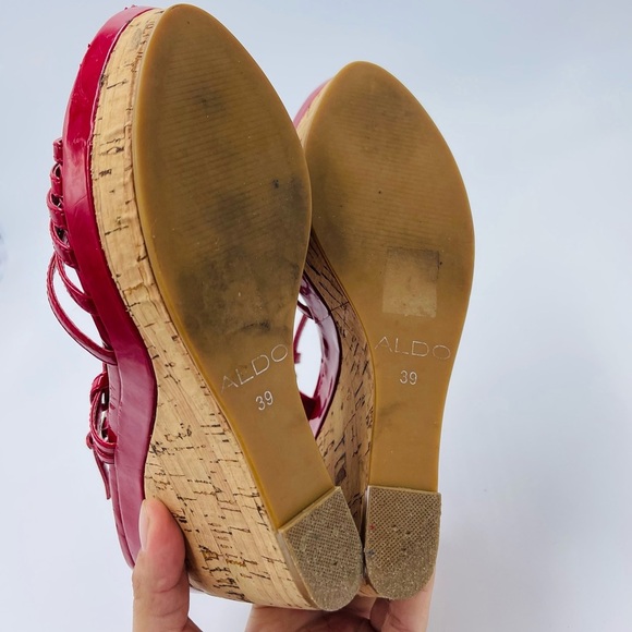 Aldo Red Patent Leather Mullti Strap Cork Sandal heel Wedges - Picture 5 of 10
